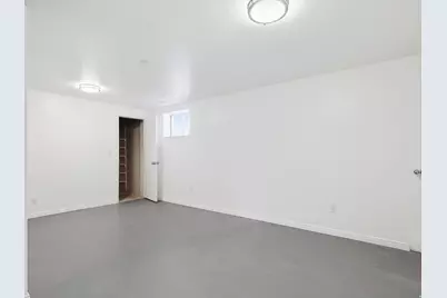 6082 S Main St, Murray, UT 84107 - Photo 25