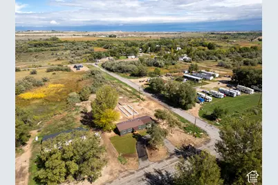 285 E 100 N, Myton, UT 84052 - Photo 35
