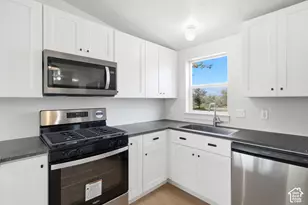 285 E 100 N, Myton, UT 84052 - Photo 13