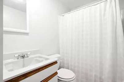 1815 W 2175 S, Syracuse, UT 84075 - Photo 17
