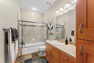 2178 E Netties Pl, Holladay, UT 84124 - Photo 21