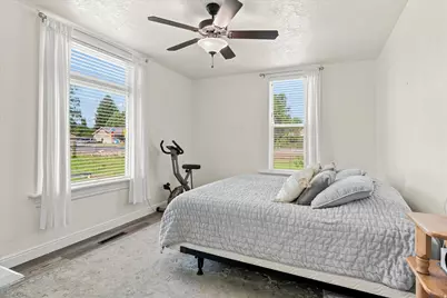 612 S 600 E, River Heights, UT 84321 - Photo 15