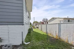 650 N 420 Ln W, Lehi, UT 84043 - Photo 35