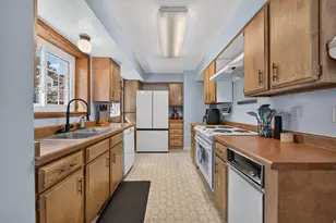582 E 6870 S, Midvale, UT 84047 - Photo 7
