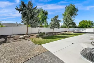 8848 S 2070 W, West Jordan, UT 84088 - Photo 35