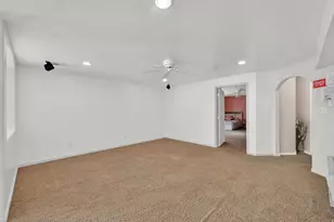 8848 S 2070 W, West Jordan, UT 84088 - Photo 29