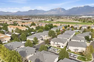 4904 W Stormy Meadow Dr, Riverton, UT 84096 - Photo 17