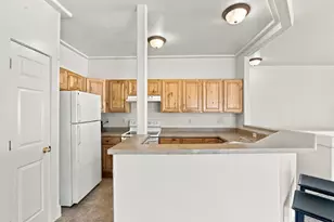 4904 W Stormy Meadow Dr, Riverton, UT 84096 - Photo 7