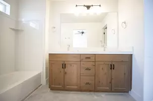 578 W 1750 N, Harrisville, UT 84404 - Photo 7