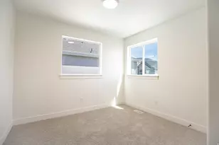 578 W 1750 N, Harrisville, UT 84404 - Photo 11