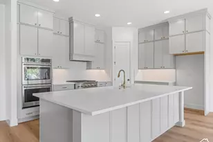 1987 E Walker Meadows Circle, Holladay, UT 84117 - Photo 9