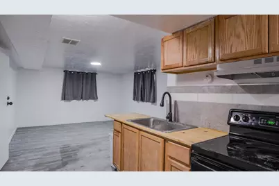 828 S 210 W, Orem, UT 84058 - Photo 25