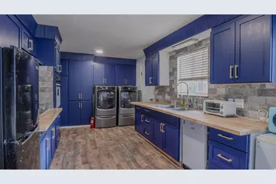 828 S 210 W, Orem, UT 84058 - Photo 17