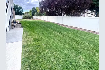 1496 W 2000 S, Syracuse, UT 84075 - Photo 57