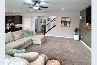 1496 W 2000 S, Syracuse, UT 84075 - Photo 15