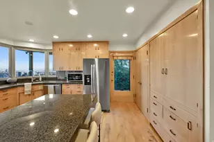 828 N Eastcapitol Blvd, Salt Lake City, UT 84103 - Photo 9