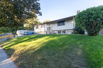 152 N Main St, Malad City, ID 83252 - Photo 1