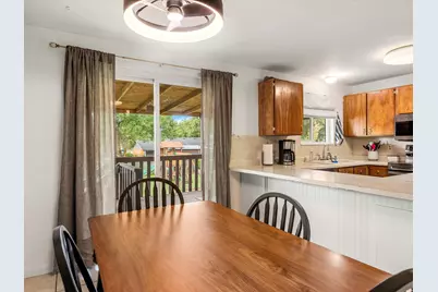 623 W 1635 N, Clinton, UT 84015 - Photo 7