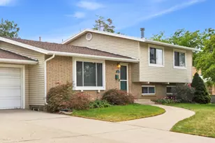 3070 E 7145 S, Cottonwood Heights, UT 84121 - Photo 1