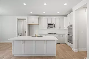 2007 E Walker Meadows Circle, Holladay, UT 84117 - Photo 7