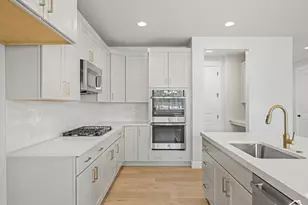 2007 E Walker Meadows Circle, Holladay, UT 84117 - Photo 9