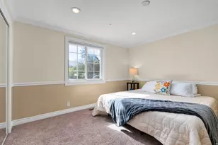 6482 S 2520 E, Cottonwood Heights, UT 84121 - Photo 17