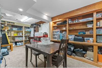 6482 S 2520 E, Cottonwood Heights, UT 84121 - Photo 29
