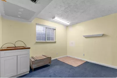 6482 S 2520 E, Cottonwood Heights, UT 84121 - Photo 27