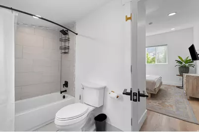 6482 S 2520 E, Cottonwood Heights, UT 84121 - Photo 47