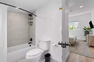 6482 S 2520 E, Cottonwood Heights, UT 84121 - Photo 47