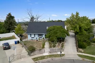 6482 S 2520 E, Cottonwood Heights, UT 84121 - Photo 51