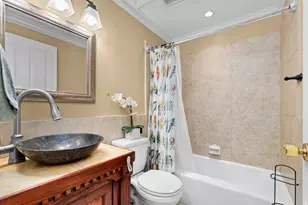 6482 S 2520 E, Cottonwood Heights, UT 84121 - Photo 19