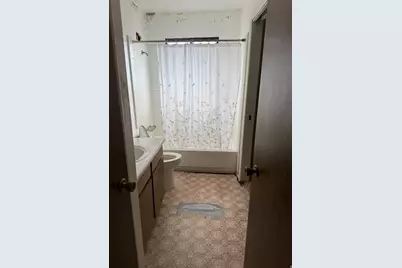 5883 S Blue Iron Way W, Kearns, UT 84118 - Photo 3
