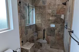 8 S Mountain Wood Ln, Sandy, UT 84092 - Photo 25