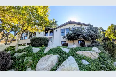 8 S Mountain Wood Ln, Sandy, UT 84092 - Photo 5