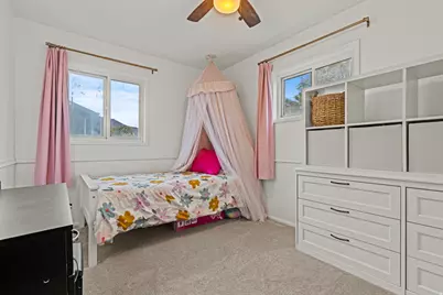 4766 S 200 W, Washington Terrace, UT 84405 - Photo 21