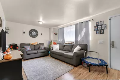 870 S 1625 E #C, Clearfield, UT 84015 - Photo 19