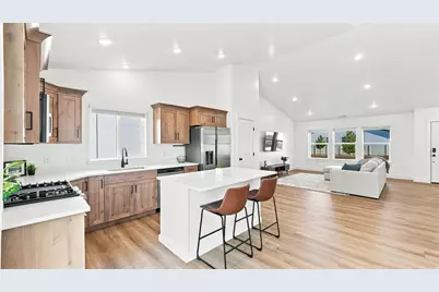 724 W 500 N, Smithfield, UT 84335 - Photo 21