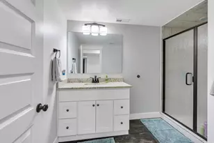 1092 N Coyote Run, Saratoga Springs, UT 84045 - Photo 29