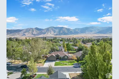 495 Country Club Dr, Stansbury Park, UT 84074 - Photo 5