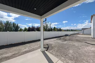 1612 W Rivergate Dr, Logan, UT 84321 - Photo 9
