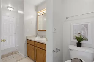 668 E Williamsburg Circle, Sandy, UT 84070 - Photo 21