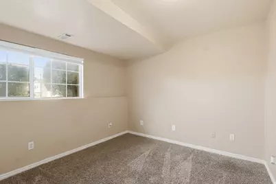 1932 N 810 W, Clinton, UT 84015 - Photo 19