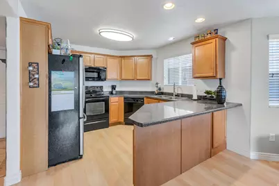 74 E Resaca Dr S #B7, Sandy, UT 84070 - Photo 5