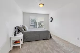 74 E Resaca Dr S, Sandy, UT 84070 - Photo 9