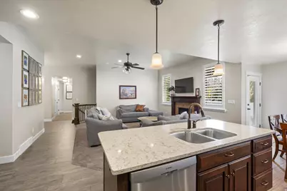 873 N 2550 W, Layton, UT 84041 - Photo 9