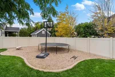 873 N 2550 W, Layton, UT 84041 - Photo 43