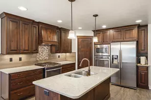 873 N 2550 W, Layton, UT 84041 - Photo 7