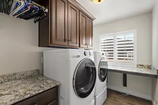 873 N 2550 W, Layton, UT 84041 - Photo 21