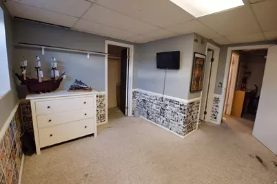 9080 S 570 E, Sandy, UT 84070 - Photo 27
